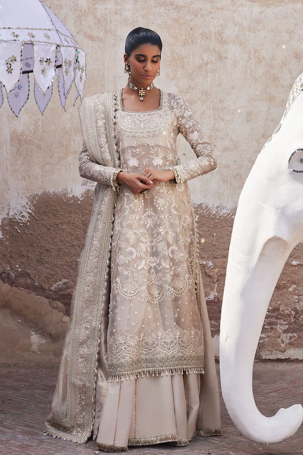 White formal sale dresses pakistani