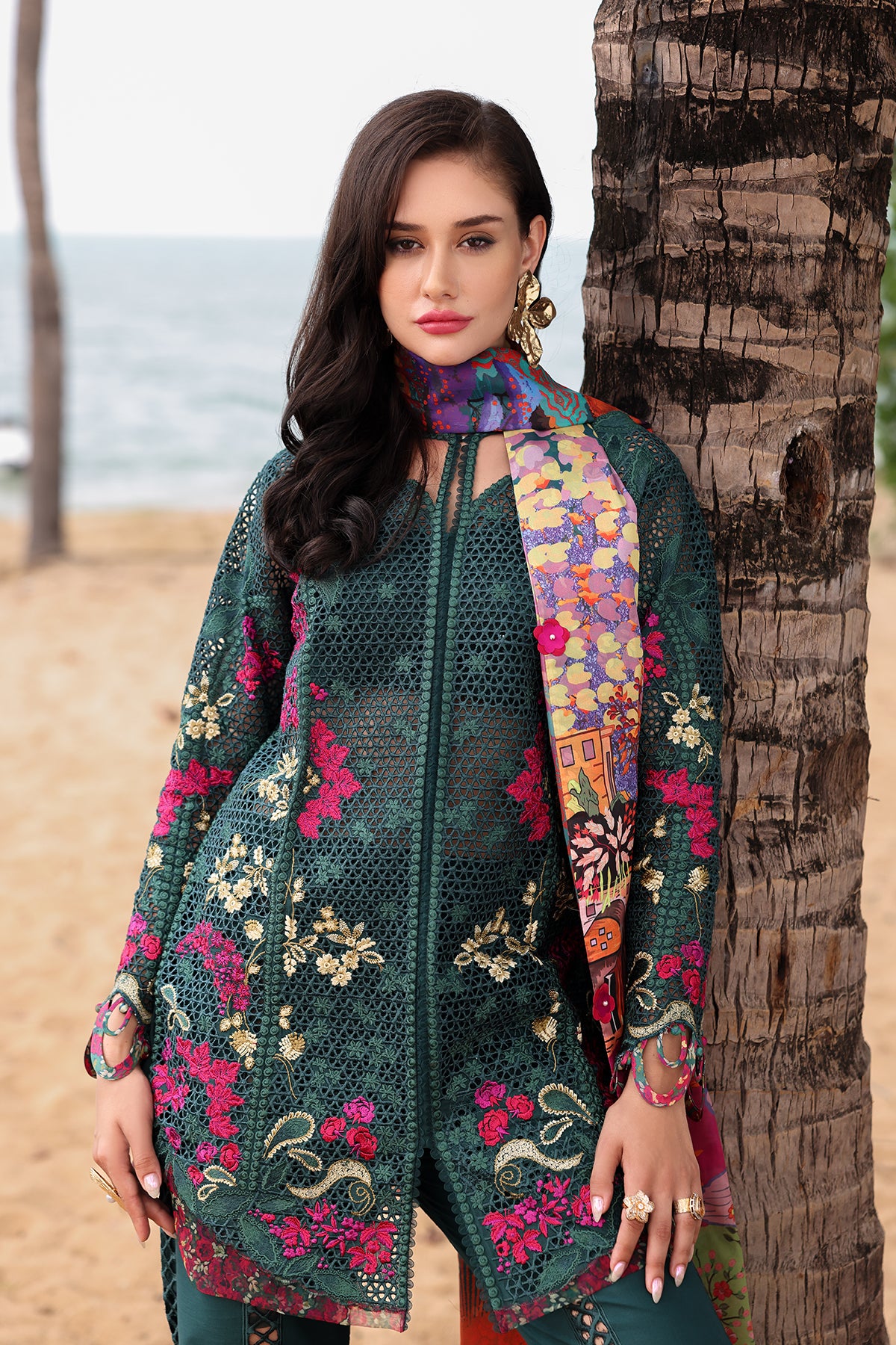 embroidered lawn suits